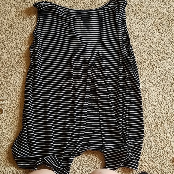 Tank top bundle - Picture 4 of 5